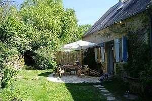 Les Champys Guest House Saint-Péreuse Exterior photo